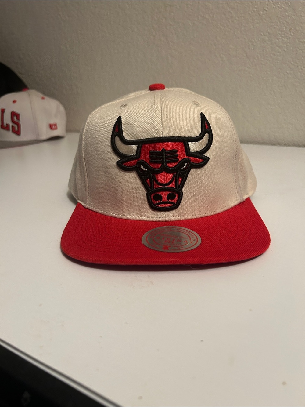 Mitchell & Ness Beige Snapback Hat with Red Accents